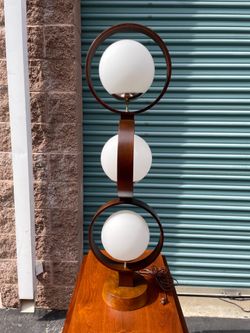 Rare 3 Tier Globe Ring Lamp by Arthur Jacobs for Modeline (Mid Century Modern)