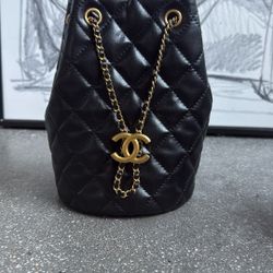 CC Bucket Bag 