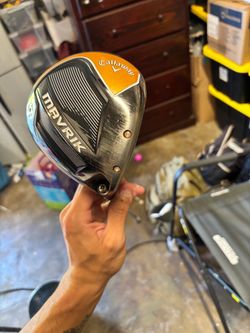 Callaway Maverik driver (stock besides the grip)