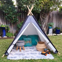 Target Pillowfort™ Kids Teepee Play Tent - Grey & Navy Blue - (BRAND NEW) ✨️⛺️✨️