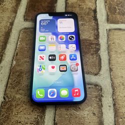 IPhone 13 (128gb) Unlocked/ Liberado