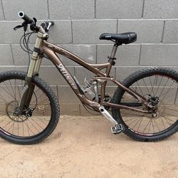 Specialized Enduro FSR M5 Mountain Bike – 26" Wheels, Aluminum, Brown/Black
