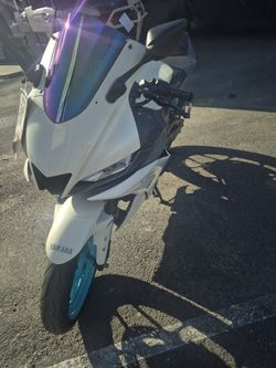 2024 Yamaha YZF-R3 ABS