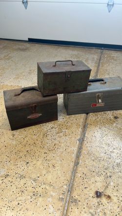 Trade!! Tool box glass 5 gallon jugs