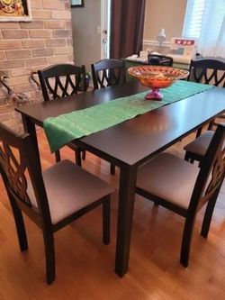 7 Piece Wooden Dining Table Set