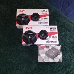Two Pairs Of 300Watt JVC 6.5" Speakers W/DS18 Candy Micro Amplifiers 