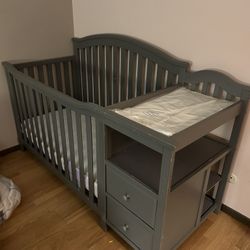 Crib With Changing Table