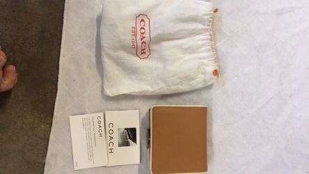 Beautiful new coach wallet with coin purse camel color