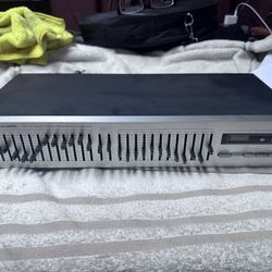 REALISTIC EQUALIZER model 31-2009 Vintage 