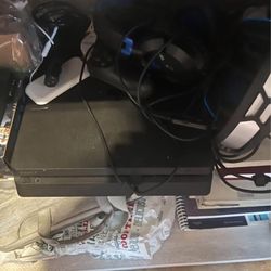 PS4