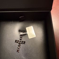 Mossinate Black Cross
