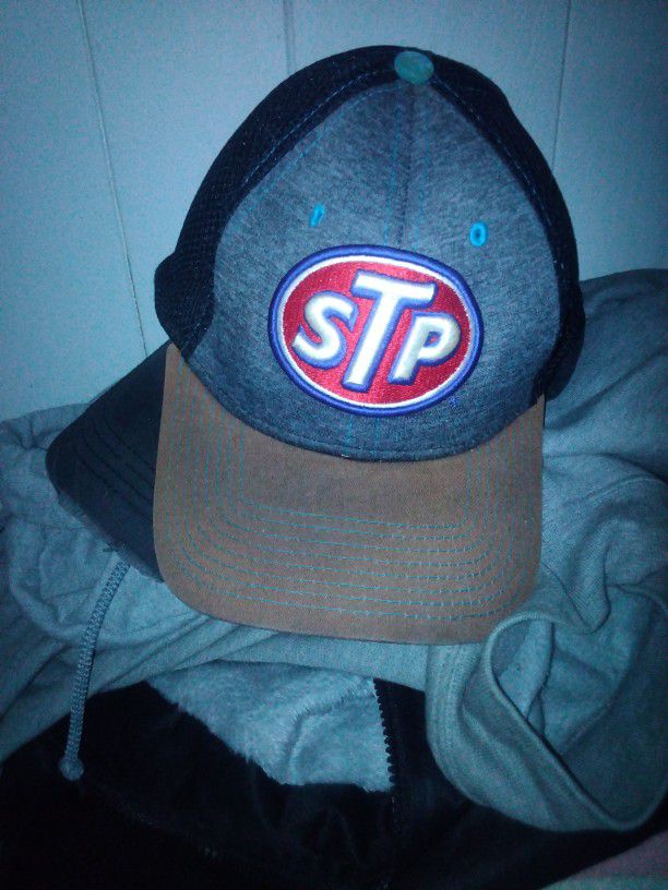 STP Fitted Cap S/M Size