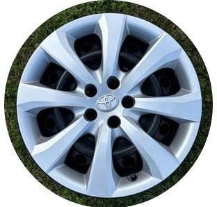 Toyota Corolla 16” Stock Rim With Hubcap