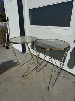 Side end table