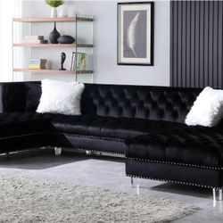 Black velvet sectional sofa U shape 4 pillows NEW 