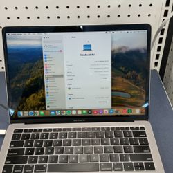 MacBook Air  2018 Core I5