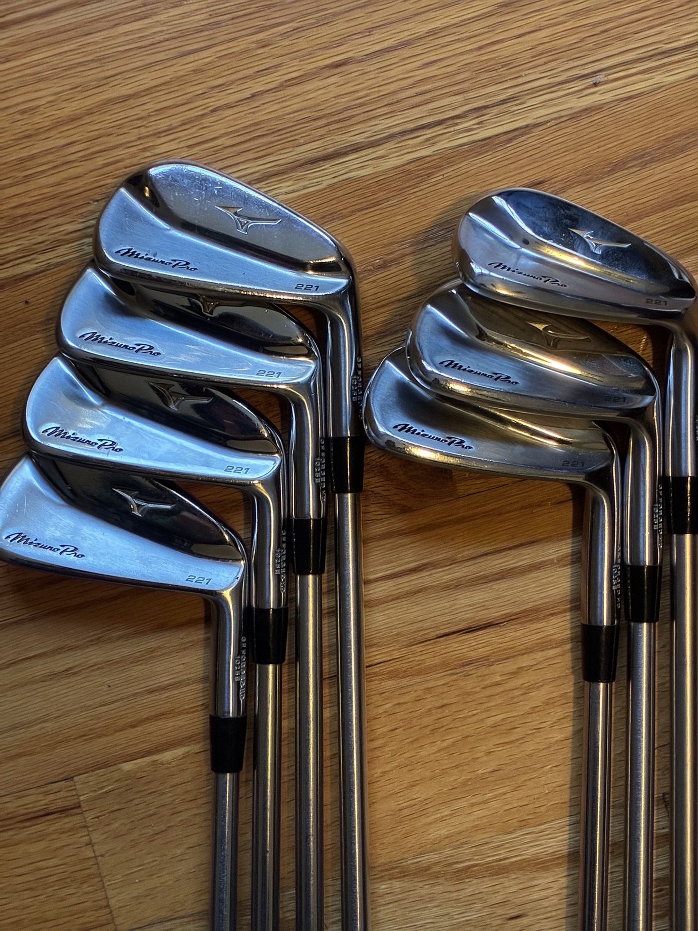 Mizuno Pro 221 Blade Iron Set I Project X LS Shafts