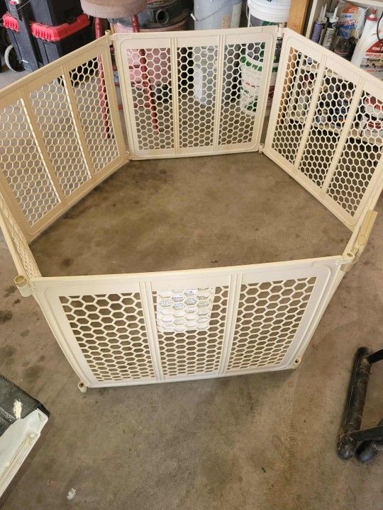 Cerco De Plastico resistible Para Bebe O Mascotas Pequeñas