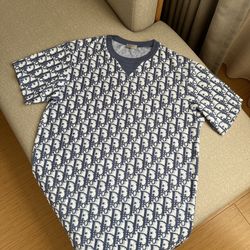 Dior T-shirt