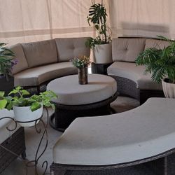 16 Pieces Outdoor Patio Set/Dining Set With Sunbrella And Round Couch/Outdoor Furniture/Cash Only 