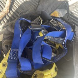 L-XL safety Harness Brand New Used Maybe 3 Times 