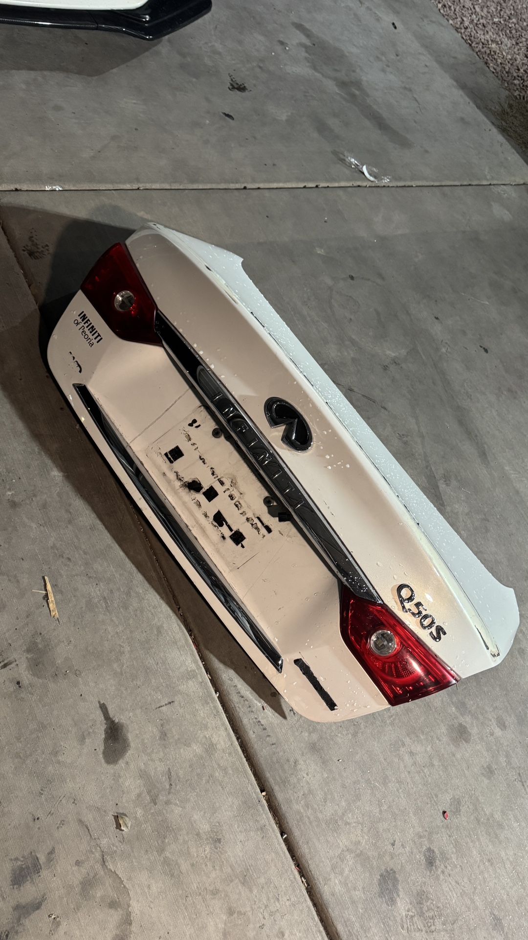 2014-2017 infiniti q50 trunk