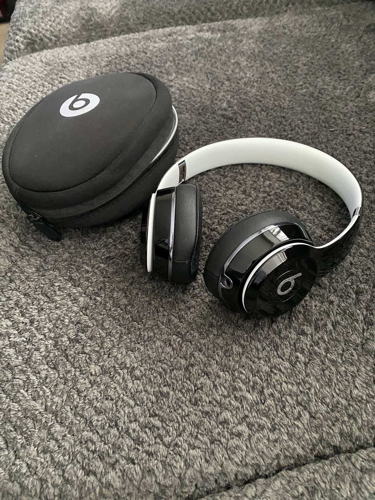 Dre Beats Solo 2 NOT WIRELESS 