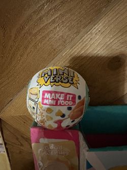 Mini verse food ball