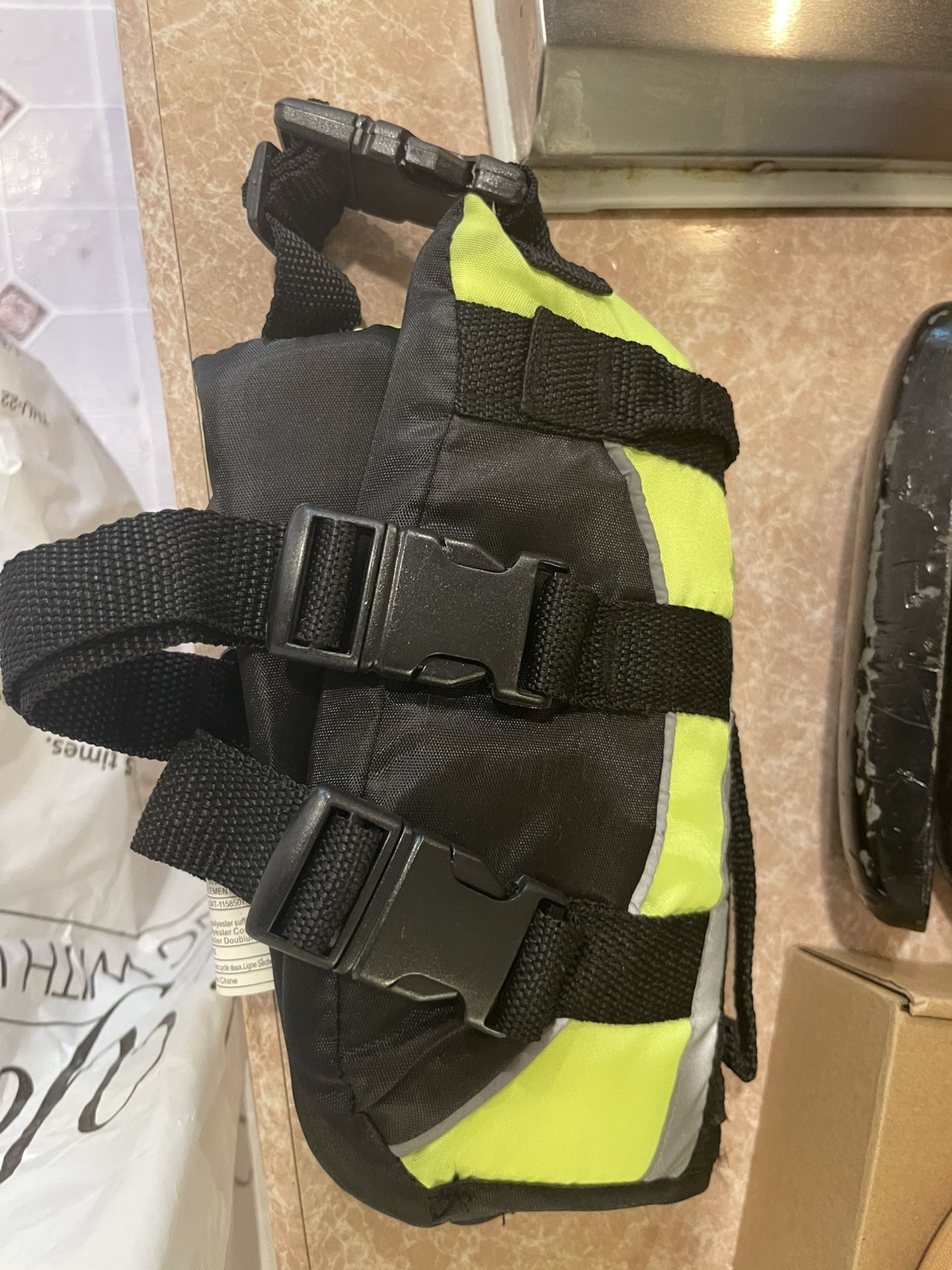Xs Dog Life Vest, Like New