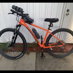 Cannondale Mountain Bike  