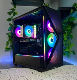 Gaming PC: 32GB DDR5 | i7-14700F | RTX 5060