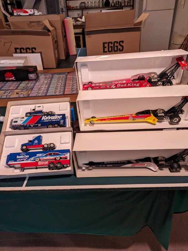 1:24 Scale Car Collection for Sale