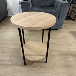 Round End Table