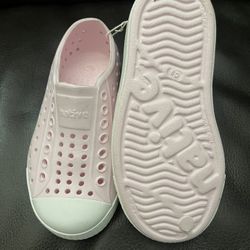 Pink Native Shoes Size 8 toddler