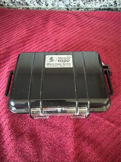 Pelican 1020 Watertight Hard Micro Case with Rubber Liner - Black USA Made