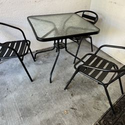 Outdoor Patio Table and Chairs Set