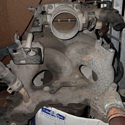 Ford F150 4.6 Intake Manifold  