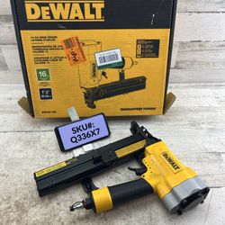 Dewalt Pneumatic 16-Gauge 1 in. Crown Lathing Stapler