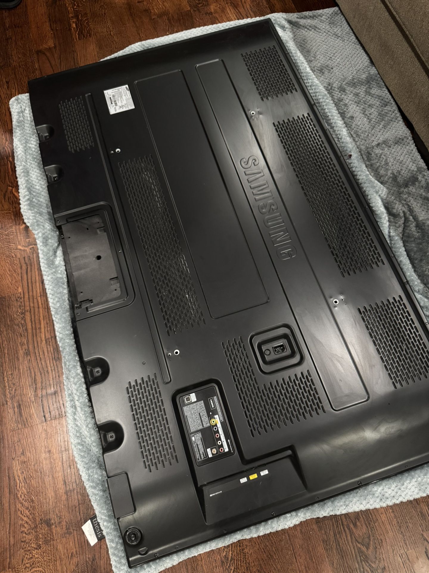 Samsung TV 60” (2013)