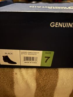 Women’s Suede Ankle Boots 