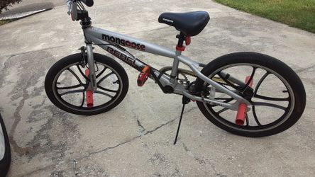 Bmx bike, handle bar spins 360, front and back foot pegs, alloy rims.  8015 merrill rd 32277 . Text 904,(contact info removed)   s.
