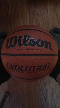 Wilson evolution basket ball size7