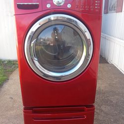 Vendo Secadora LG Electrica Color Rojo Tambor Grande.