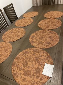 8 Brand new gorgeous placemats - faux leather - floral