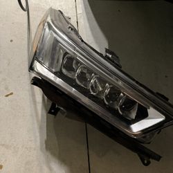 2016 2017 2018 2019 2020 Acura MDX Passenger Side Headlamp 