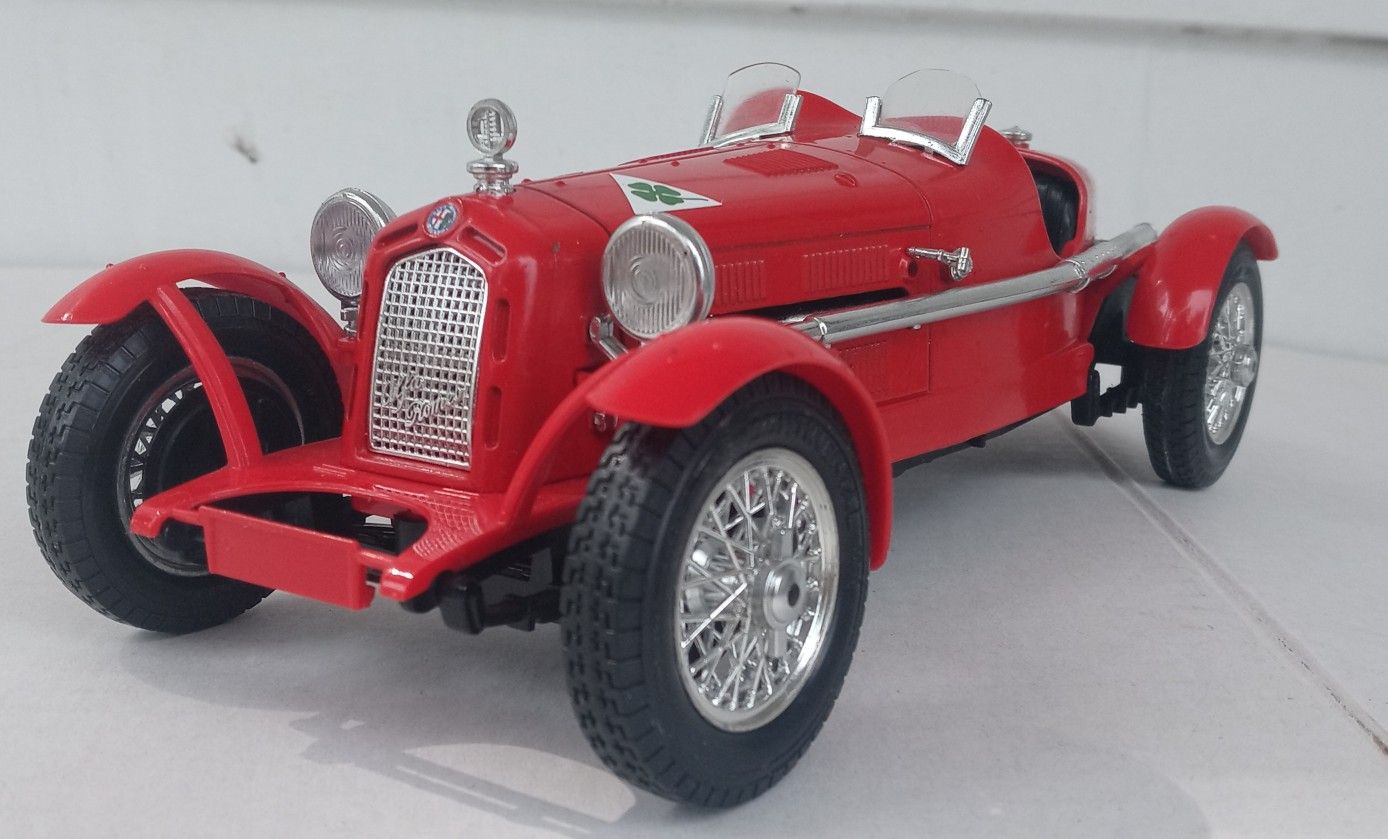 Die Cast Metal - 1934 Alfa Romeo Monza - New Condition -