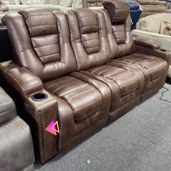 Owner's Box Thyme Power Reclining Sofa with Adjustable Headrest/Couch