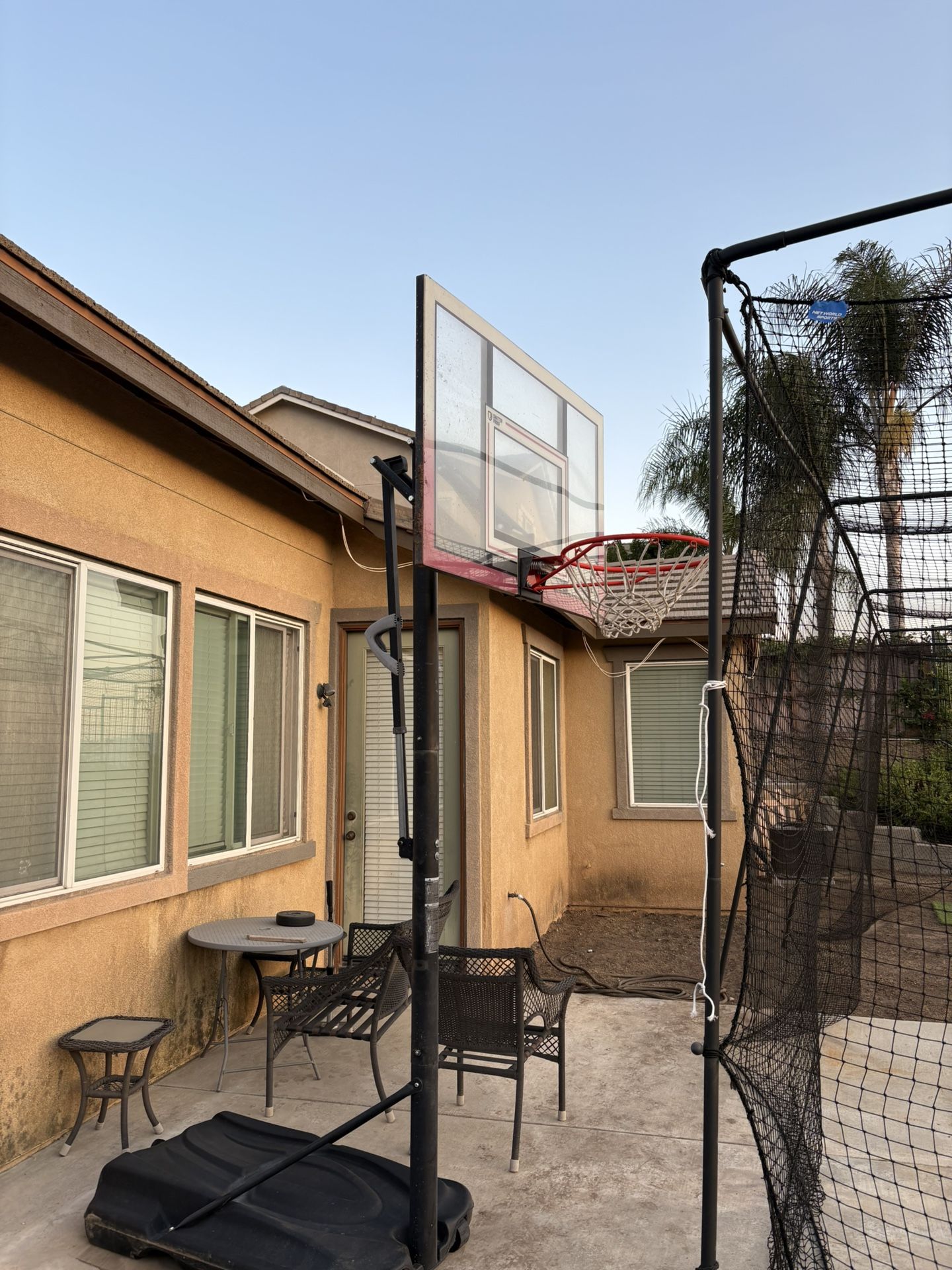 Lifetime Basketball Hoop