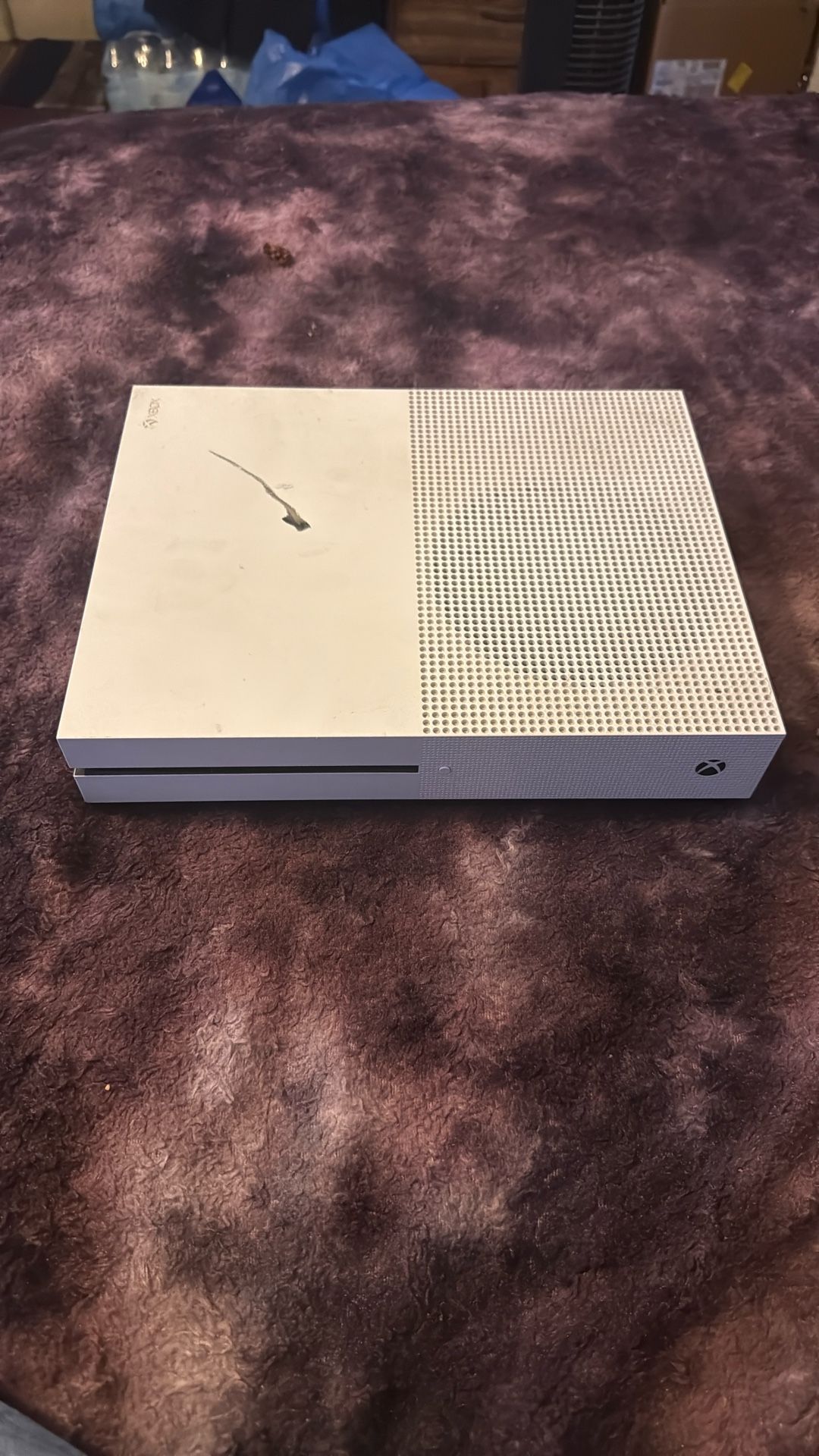 Xbox One Slim
