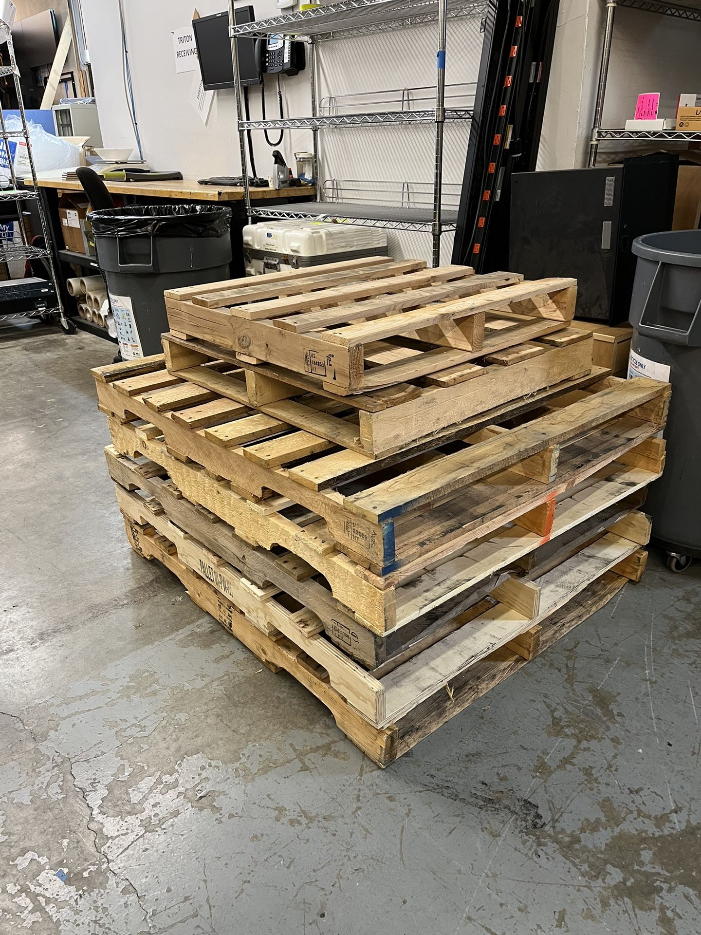 Free Pallets - Southcenter